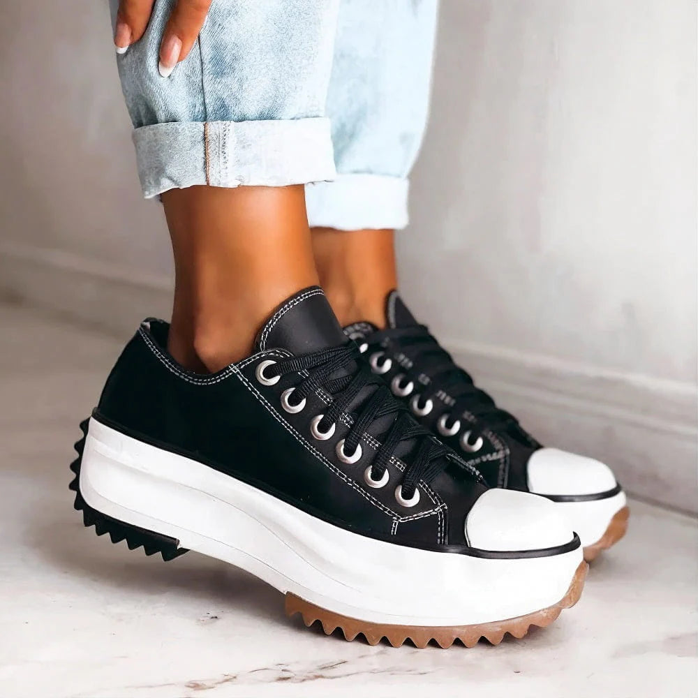 Lola - Orthopedic Shoes