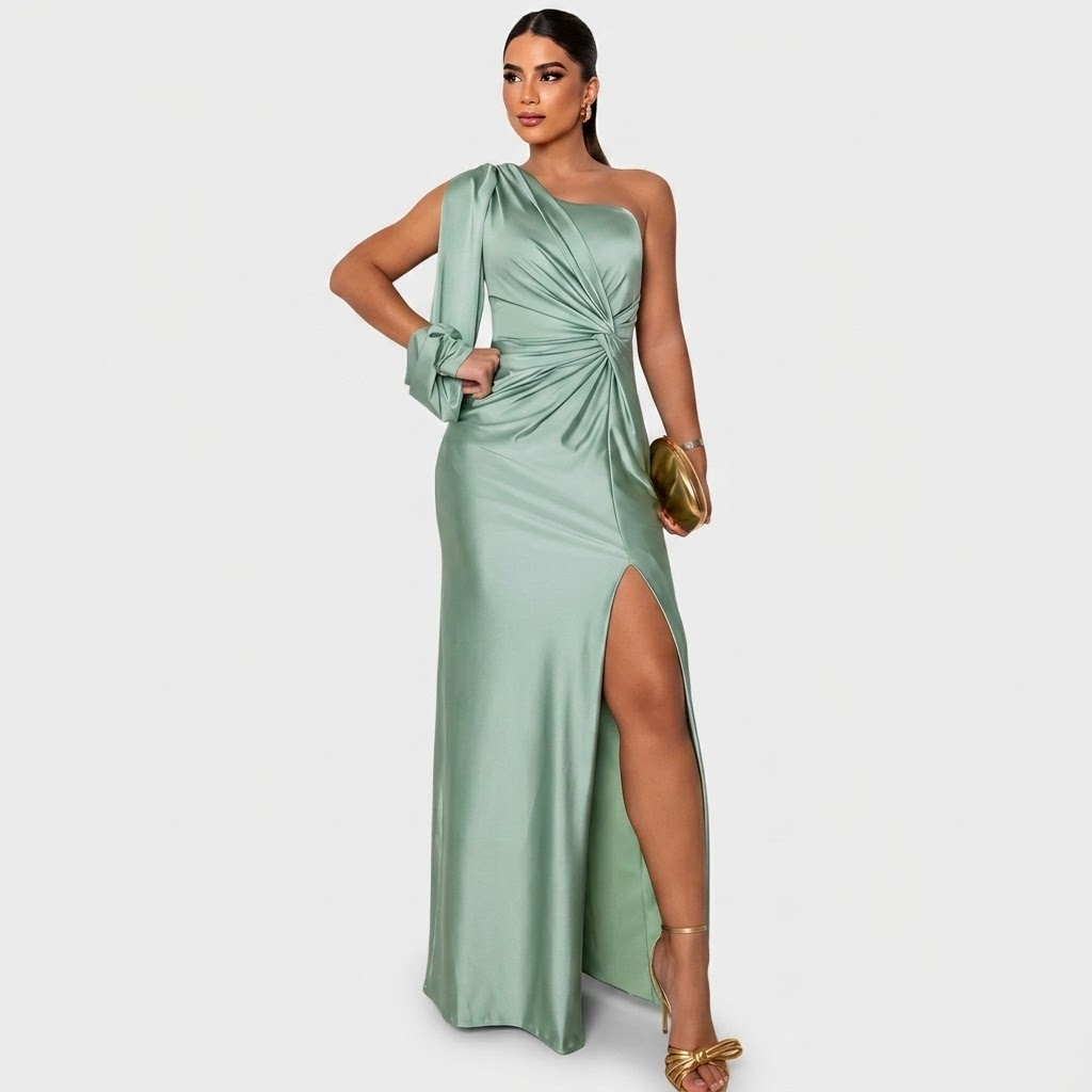 Margaux | Flowing Chic Gown