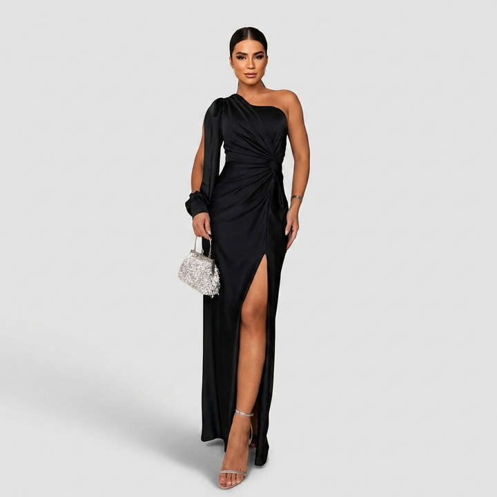 Margaux | Flowing Chic Gown